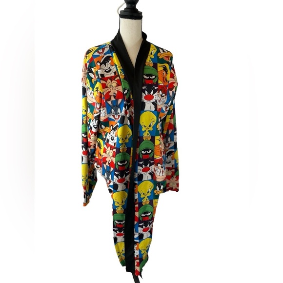 Tops - Rare Trow up looney tunes size 2x